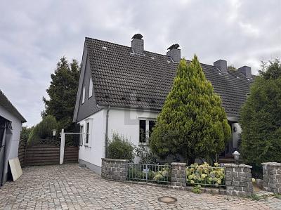Familienparadies mit Garten in Lübeck, 23560 Lübeck (Moisling Sankt Jürgen)