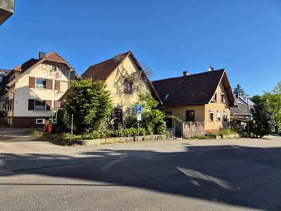 Zwei Häuser, Werkstatt & Potential in Lauf, 77886 Lauf