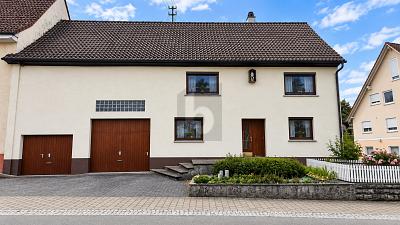 charmantes Bauernhaus mit Potenzial in Haigerloch, 72401 Haigerloch