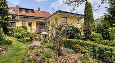 Familienparadies mit Einliegerwohnung in Hardegsen, 37181 Hardegsen