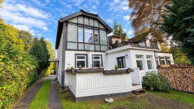 Kiel Historische Villa mit Potenzial, 24149 Kiel (Neumühlen-Dietrichsdorf)