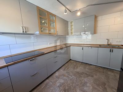 Münchner Neubauwohnung mit Separat-Eingang, 81245 München (Aubing-Lochhausen-Langwied Pasing-Obermenzing)
