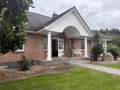 idyllisch wohnen mit Garten & Kamin, 23968 Gägelow