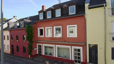 Trier Mehrfamilienhaus mit Gewerbe & Garten, 54294 Trier