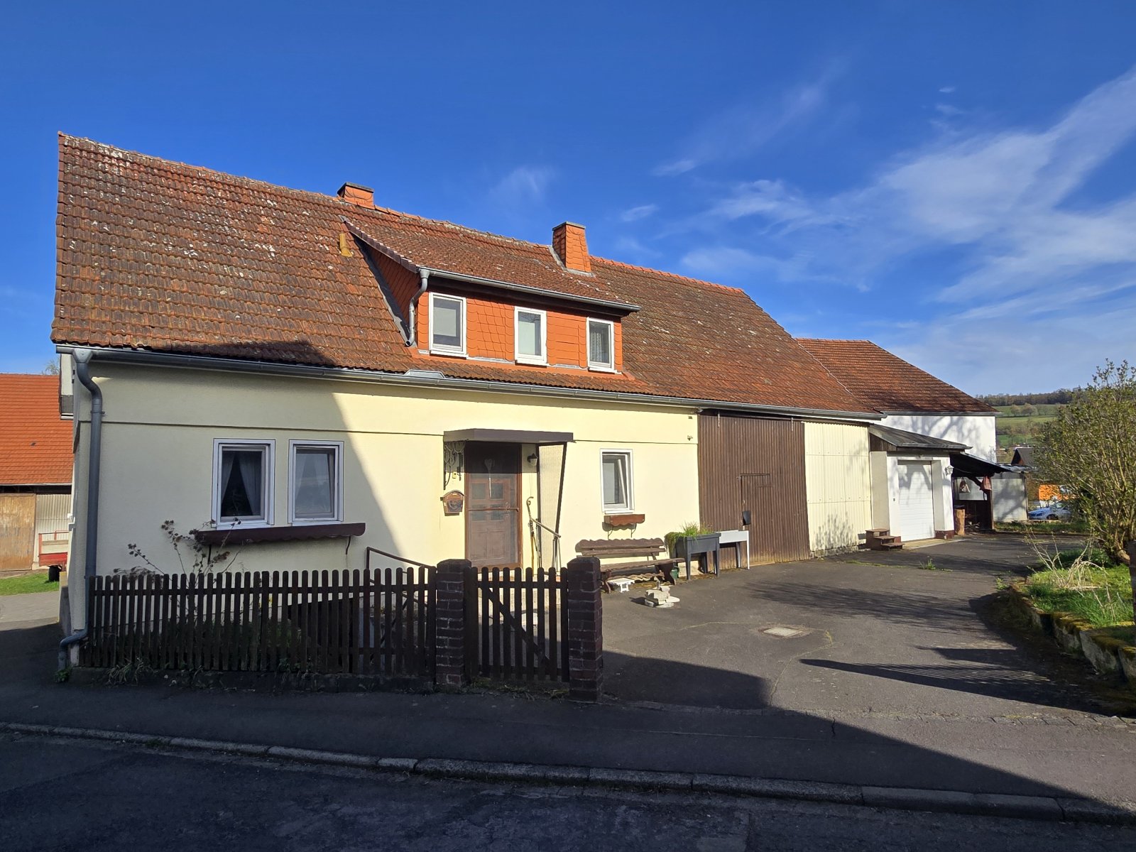 Charmantes Einfamilienhaus in ländlicher Ruhe, 36148 Kalbach