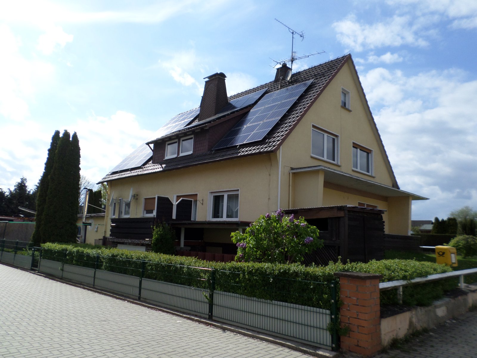 Großzügiges 2-Familienhaus mit Garten in Waldeck, 34513 Korbach
