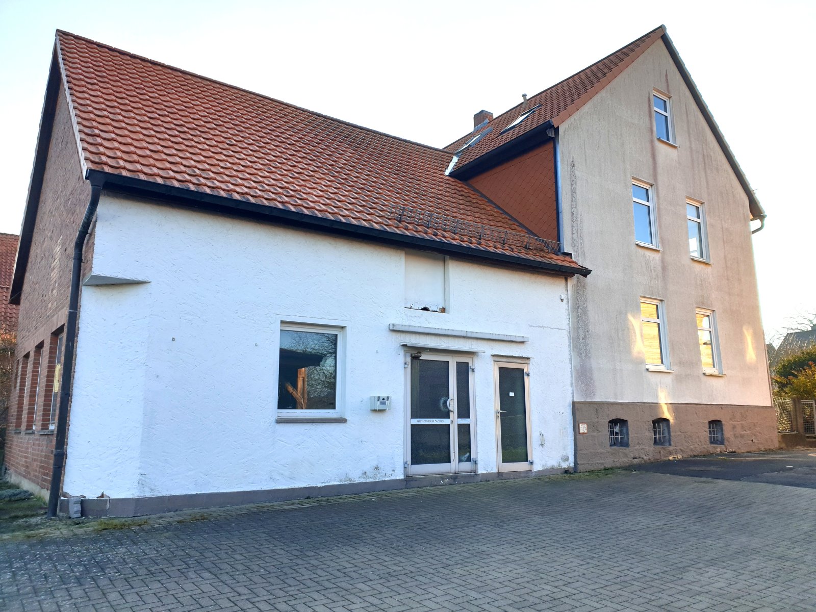 Solides Einfamilienhaus auf 3000 m Grundstück in Alfeld, 31061 Alfeld (Leine)