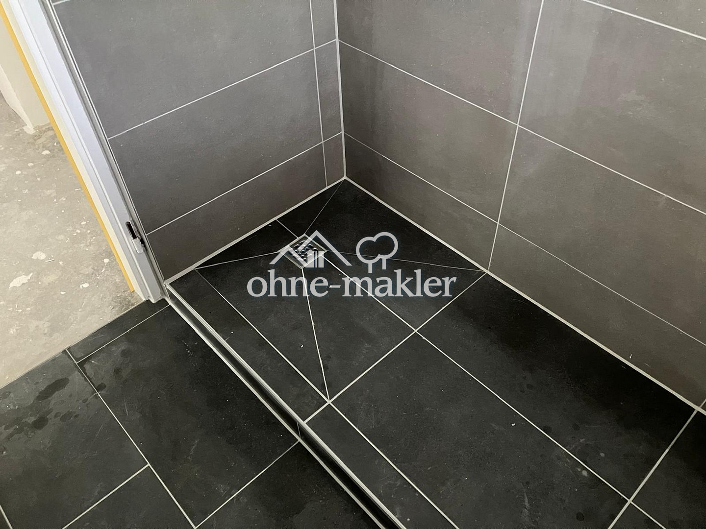 image-66332516