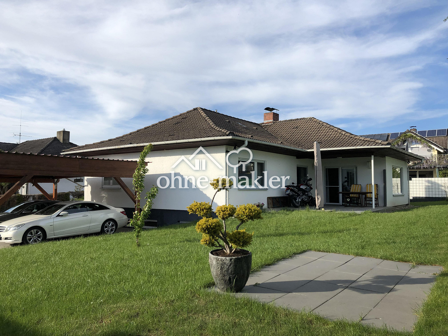 Idyllische Bungalow-Residenz mit Carport in Herbolzheim-Broggingen, 79336 Herbolzheim