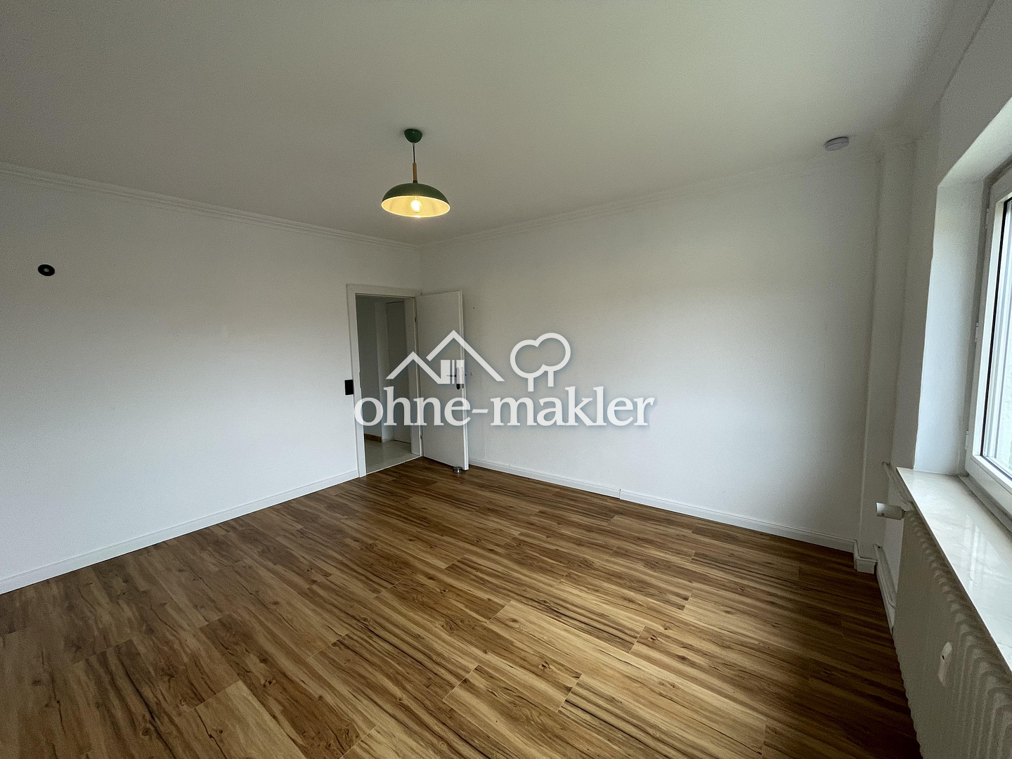 Helle 4-Zimmer-Wohnung, 2 Balkone - Provisionsfrei, 65527 Niedernhausen