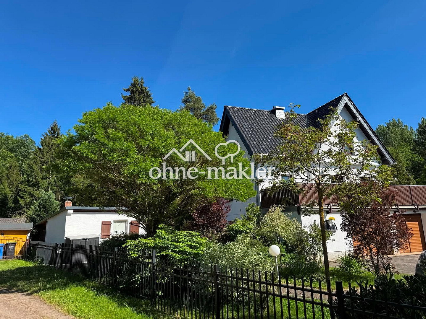 Einfamilienhaus mit Sonnenterrasse und Sauna, 9387 Jahnsdorf/Erzgeb.
