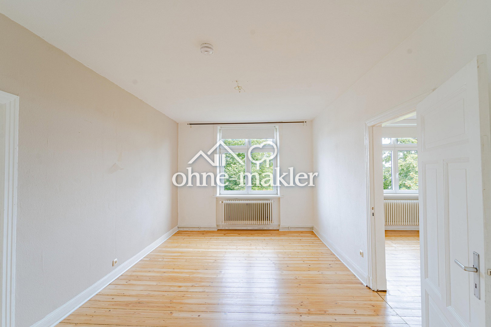 Lichtdurchflutete Altbauwohnung in Lübeck, 23554 Lübeck (Innenstadt Sankt Lorenz Nord Sankt Lorenz Süd)