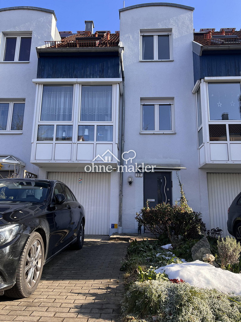 Große Familie-Freundliche Reihenhäusl in Ruhezone von Regensburg, 93055 Regensburg (Brandlberg-Keilberg Burgweinting-Harting Innenstadt Ostenviertel Schwabelweis)