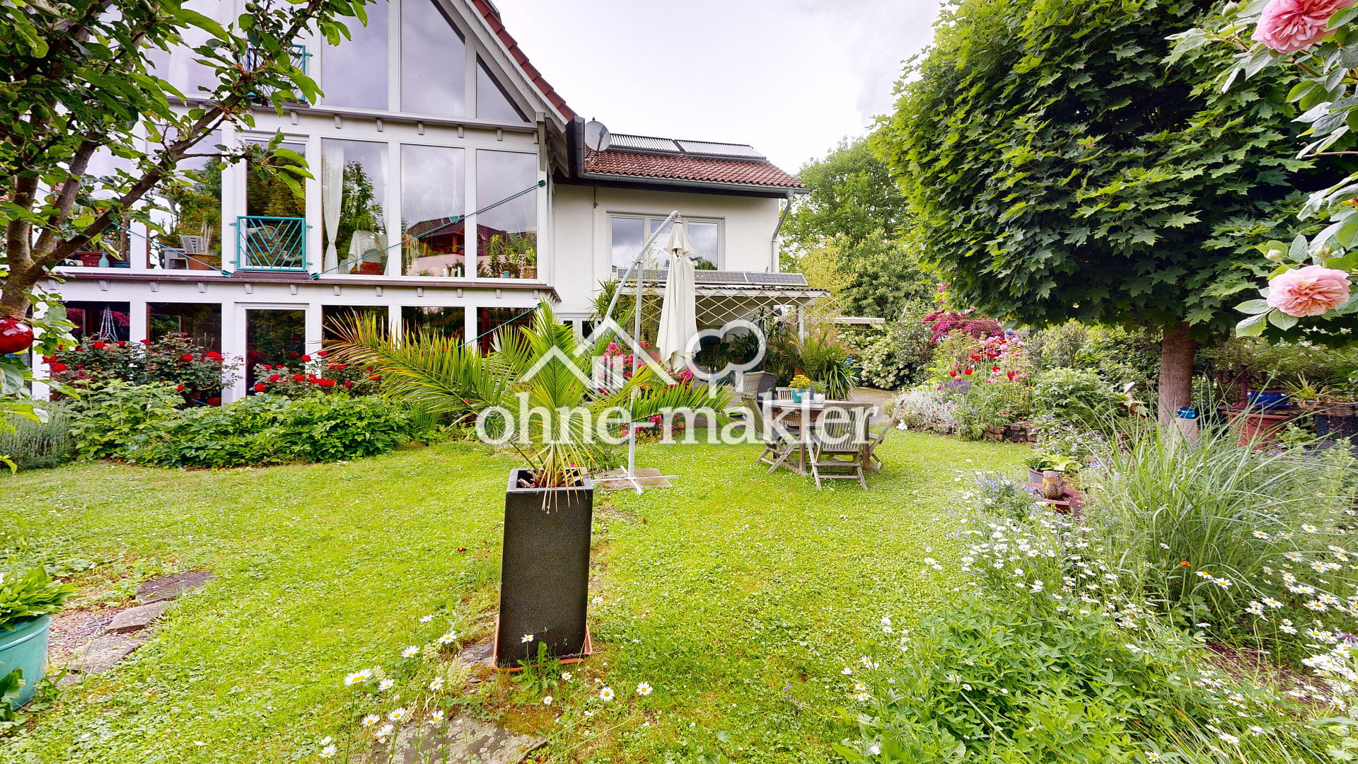 Großzügiges Familienhaus mit PV-Anlagen in Warburg-Germete, 34414 Warburg