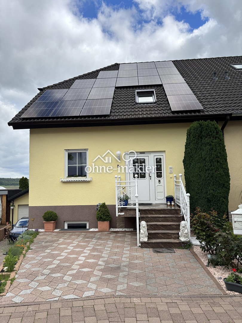 Idyllische Doppelhaushälfte mit Garten in Dorsheim, 55452 Dorsheim