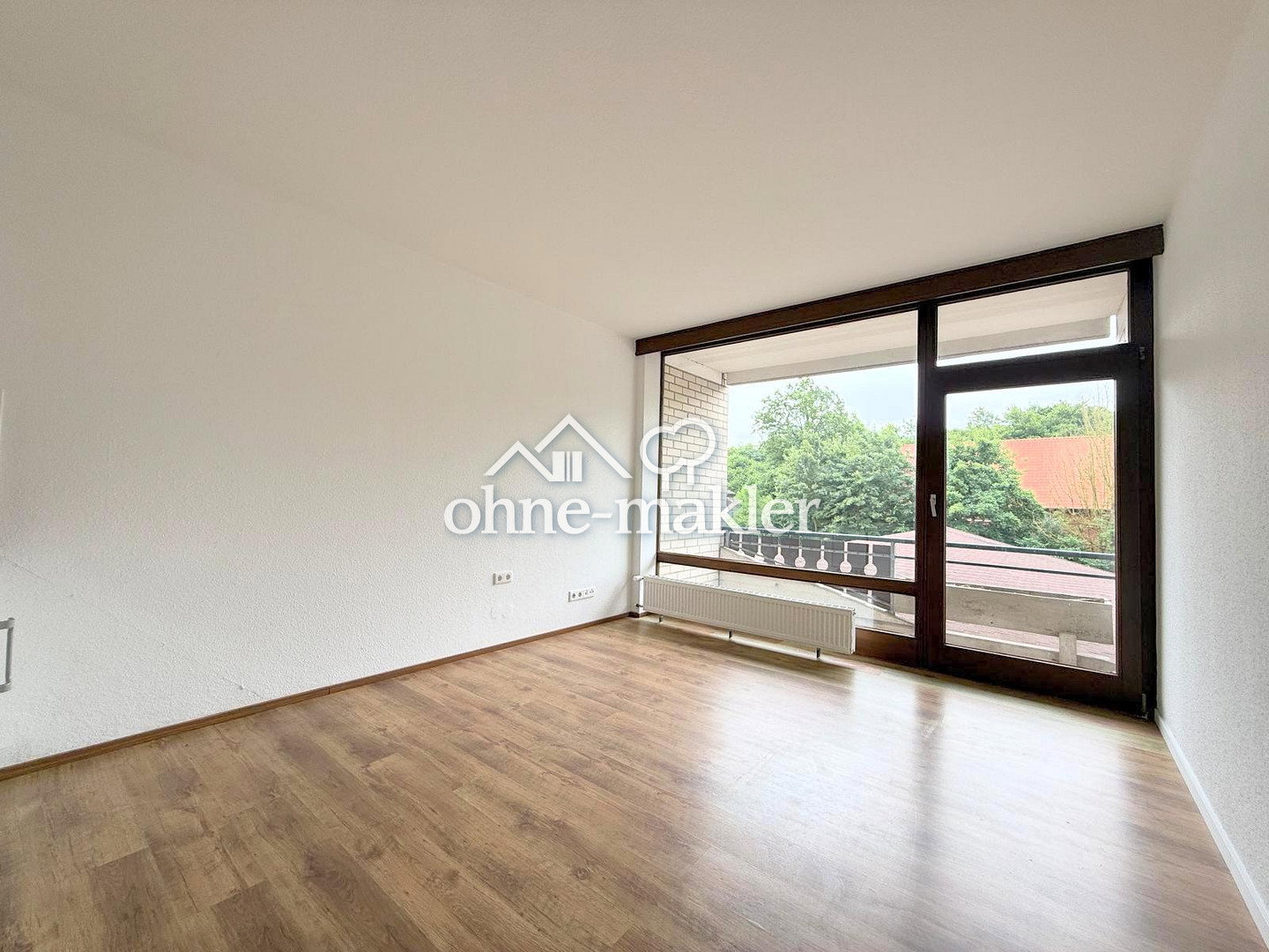 Modernisiertes 1-Zimmer-Apartment mit Aufzug zentral, 32805 Horn-Bad Meinberg