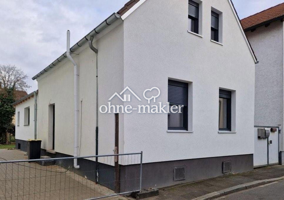 Großzügiges Einfamilienhaus mit modernem Anbau, 67063 Ludwigshafen am Rhein (Friesenheim/Nord)