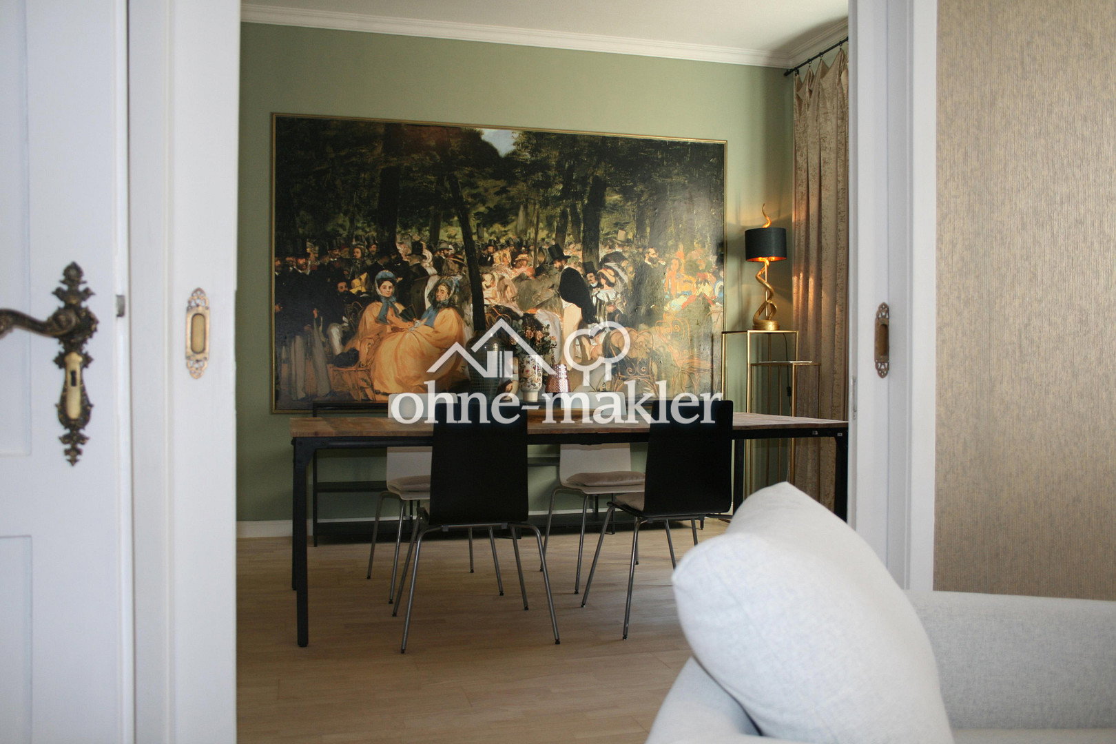 Charmante Altbauwohnung mit Balkon und Garten