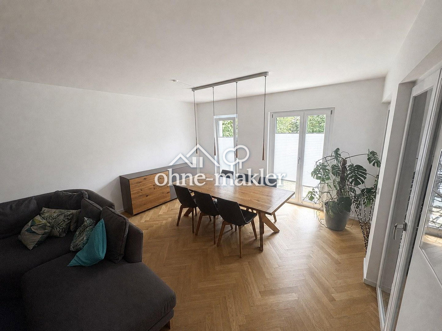 Gartenparadies mit Hausgefühl in Frankfurt, 60438 Frankfurt am Main (Kalbach-Riedberg Niederursel)