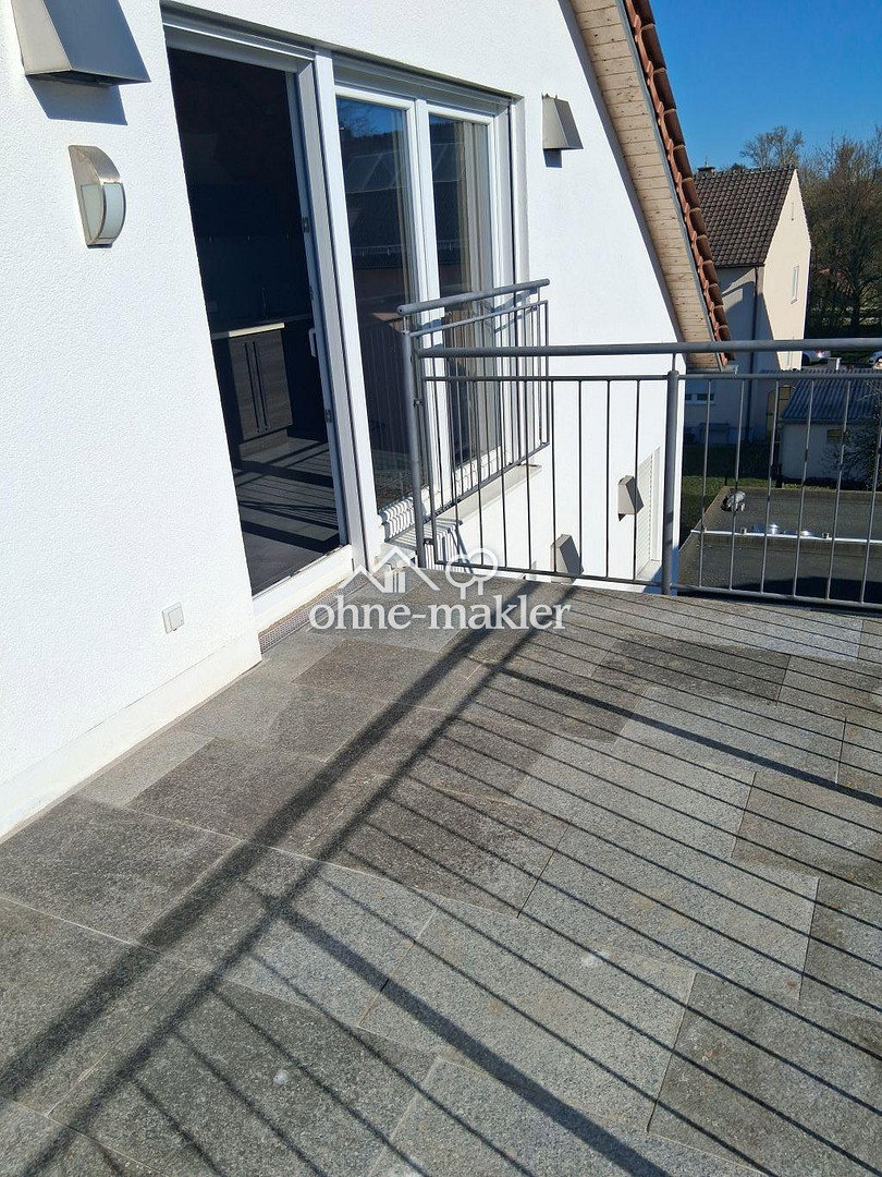 Dachgeschosswohnung in ruhiger Lage, Ingolstadt, 85055 Ingolstadt