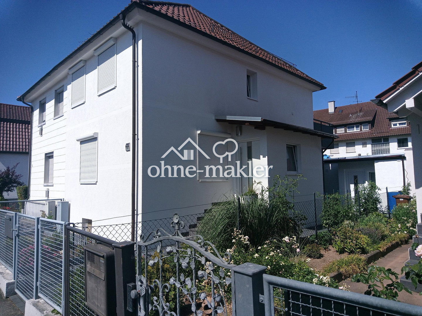 Perfekt gelegener DHH mit Gästeanbau in Stuttgart, 70439 Stuttgart (Neuwirtshaus Stammheim Zuffenhausen)