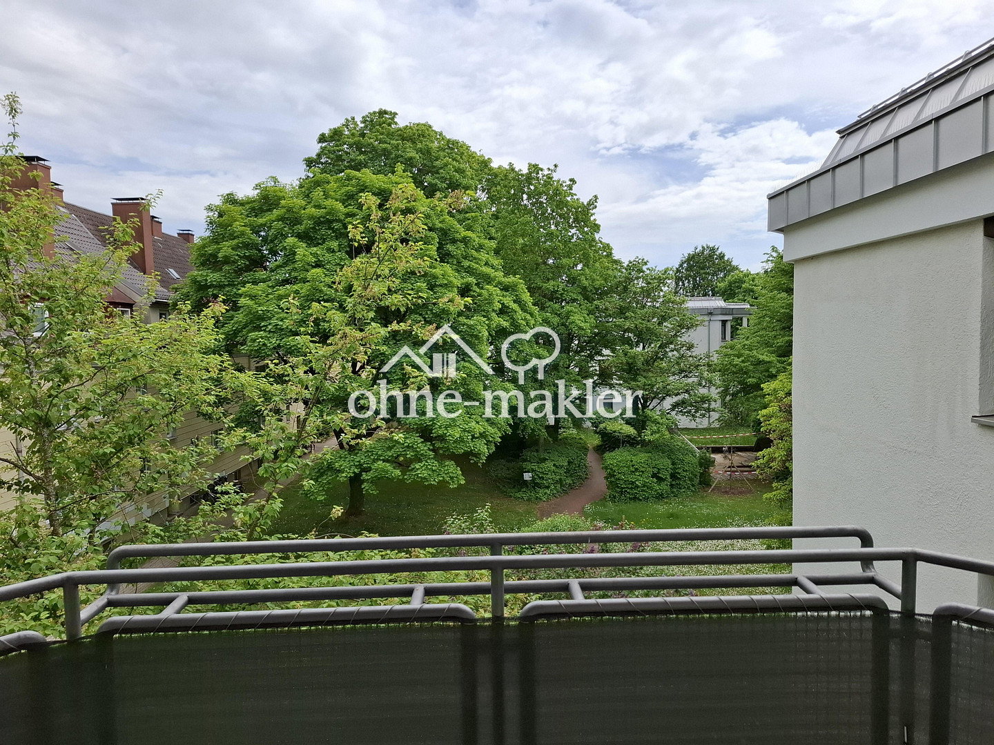 Helle 4-Zimmer-Wohnung mit großem Balkon in Aubing, 81243 München (Aubing-Lochhausen-Langwied Pasing-Obermenzing)