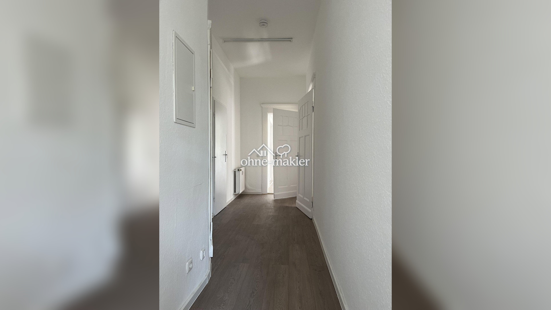 Sanierte 3-Zimmerwohnung mit Balkon in Zwickau – Thomas-Mann-Straße 13, 8058 Zwickau – Vorschaubild 2