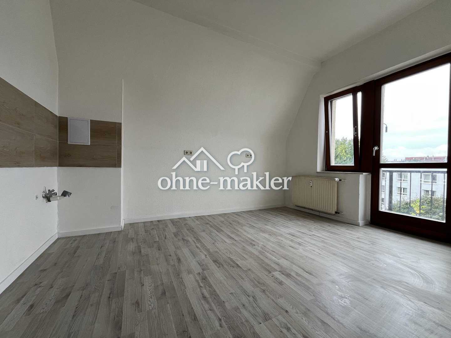 Dachgeschosswohnung mit Ausblick – Zwickau-Nord – Thomas-Mann-Straße 13, 8058 Zwickau – Vorschaubild 2