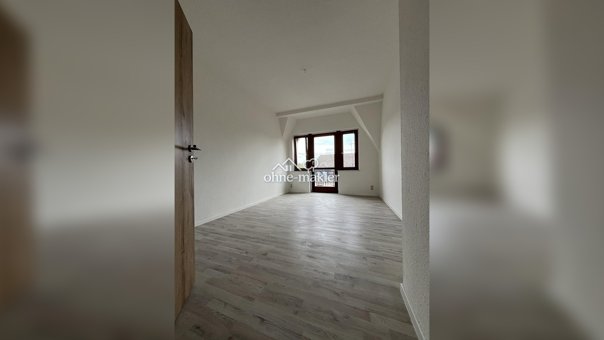 Dachgeschosswohnung mit Ausblick – Zwickau-Nord – Thomas-Mann-Straße 13, 8058 Zwickau – Vorschaubild 12