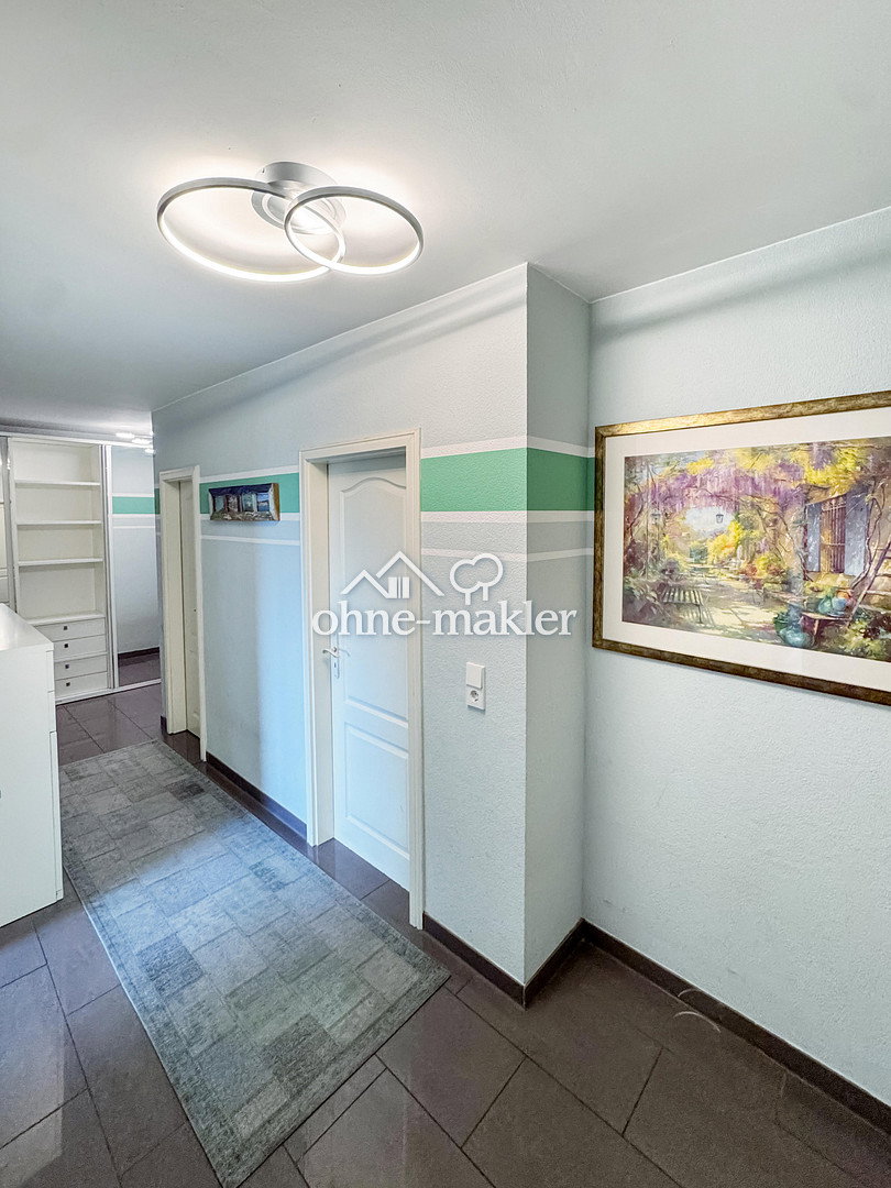 Top-Lage mit Balkon und Stellplatz, 63067 Offenbach am Main (Kaiserlei Offenbach am Main)