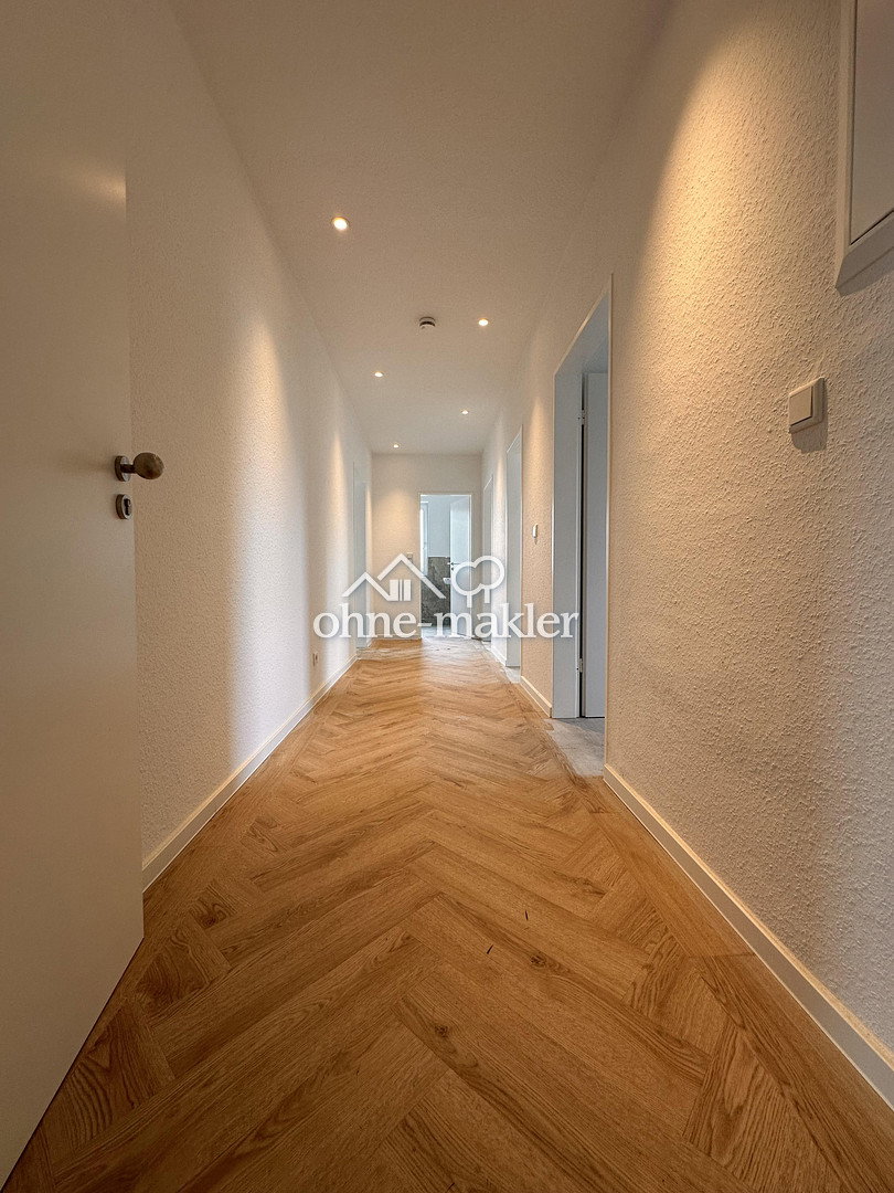 Modernisierte 3,5-Zimmer-WG-Wohnung in Bloherfelde, 26129 Oldenburg (Oldb) (Bloherfelde Innenstadt Wechloy)