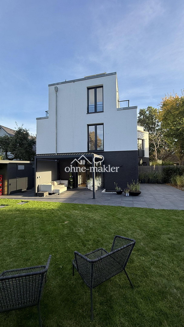 Traumhaus am Kanal mit Garten & Spa, 22297 Hamburg (Hamburg-Nord Alsterdorf Barmbek-Nord Groß Borstel Winterhude)