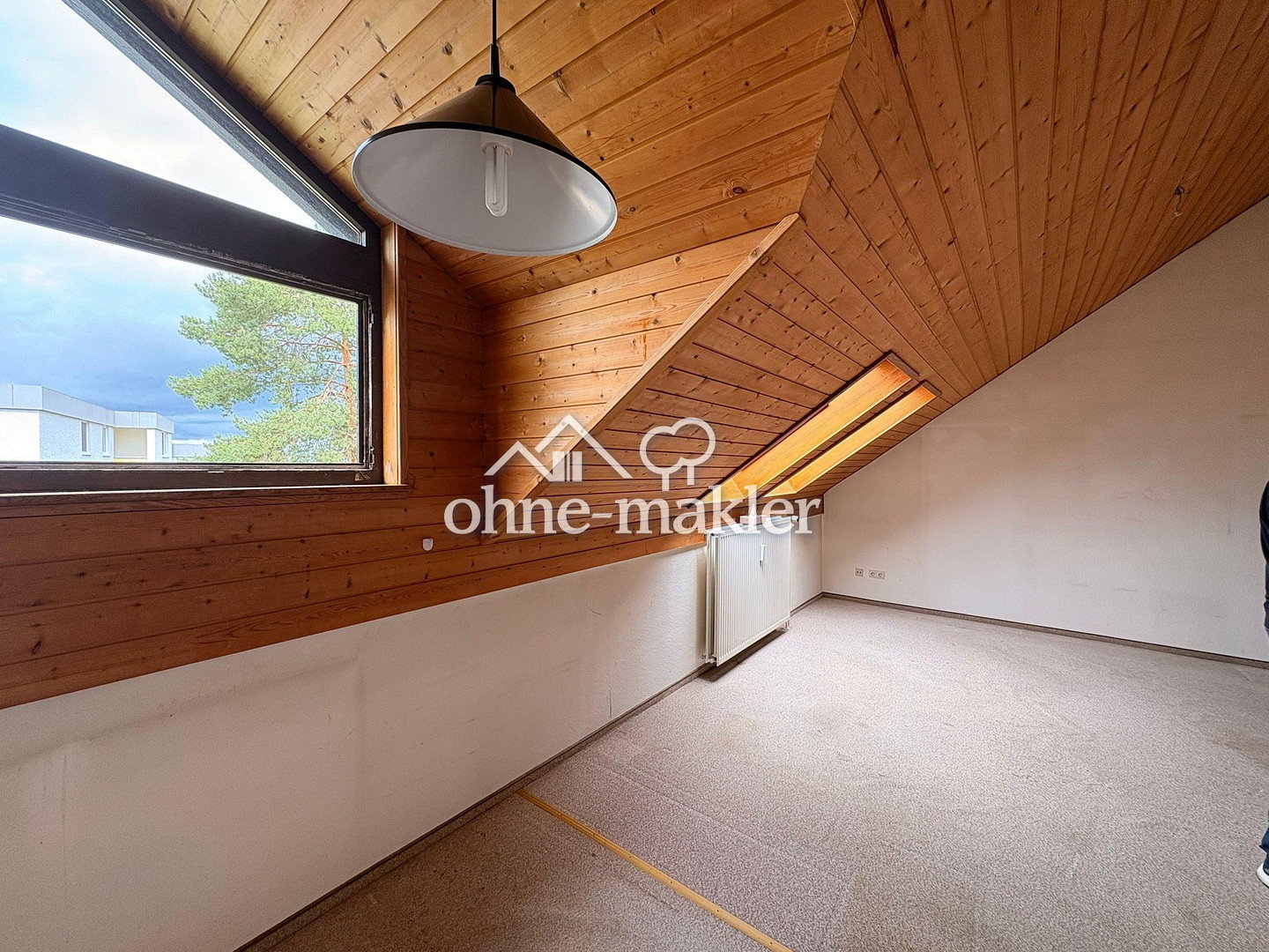 sonnige 2 Zimmer Wohnung mit Stellplatz, 75180 Pforzheim (Büchenbronn Dillweißenstein Sonnenberg Sonnenhof)