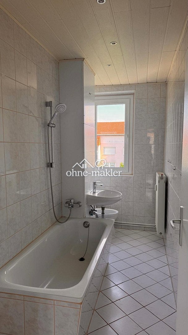 Mücheln 2 ZKB mit Balkon & Fernwärme, 6249 Mücheln (Geiseltal)