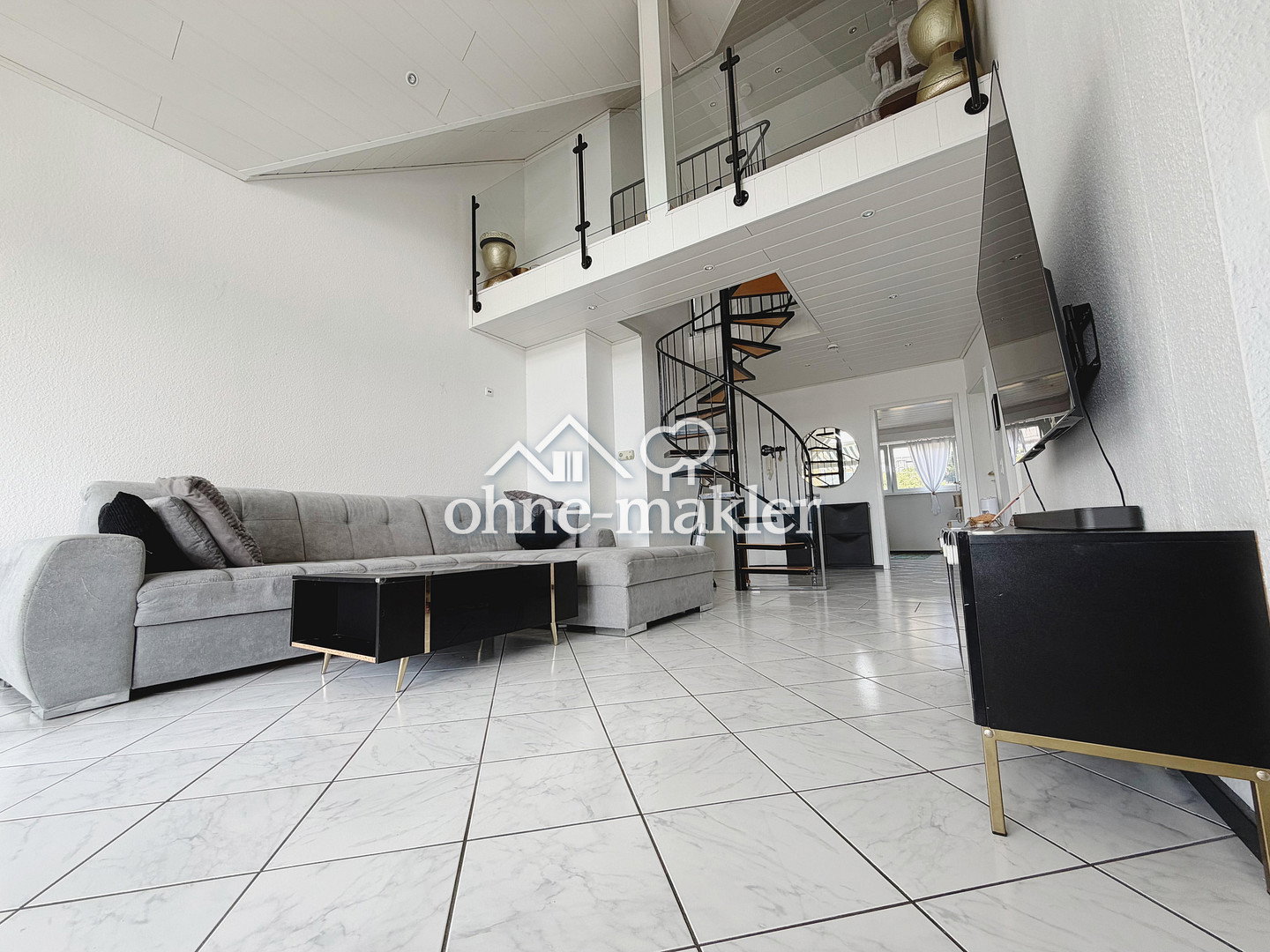 Höchst Galerie-Wohnung mit Loggien & Weitblick, 64739 Höchst i. Odw.
