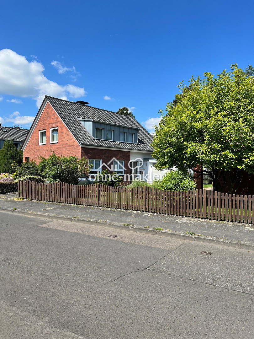 Charmantes Haus in idyllischem Garten, nahe Uni-Kliniken, 53125 Bonn