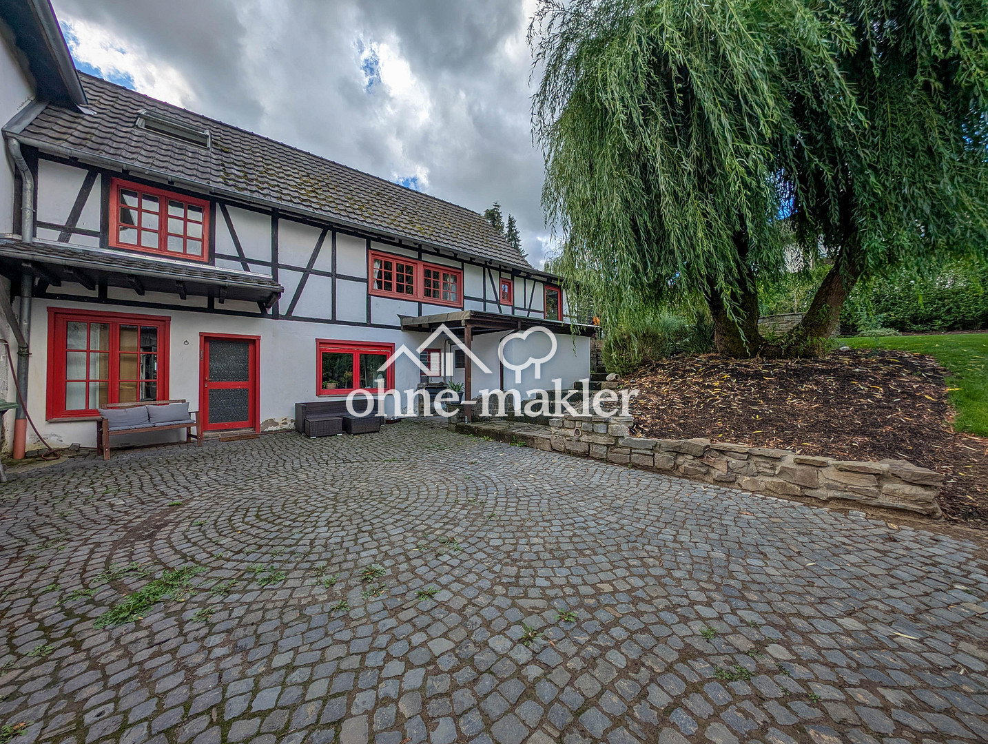 Dreikanthof mit Potenzial in Hennef, 53773 Hennef (Sieg)