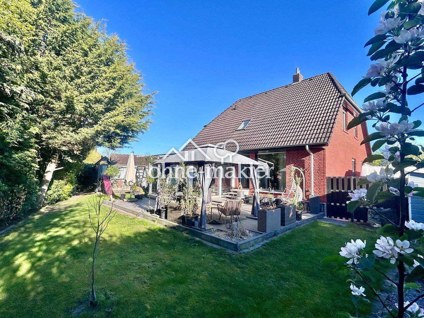 Familienparadies mit Wintergarten in Garbsen, 30827 Garbsen
