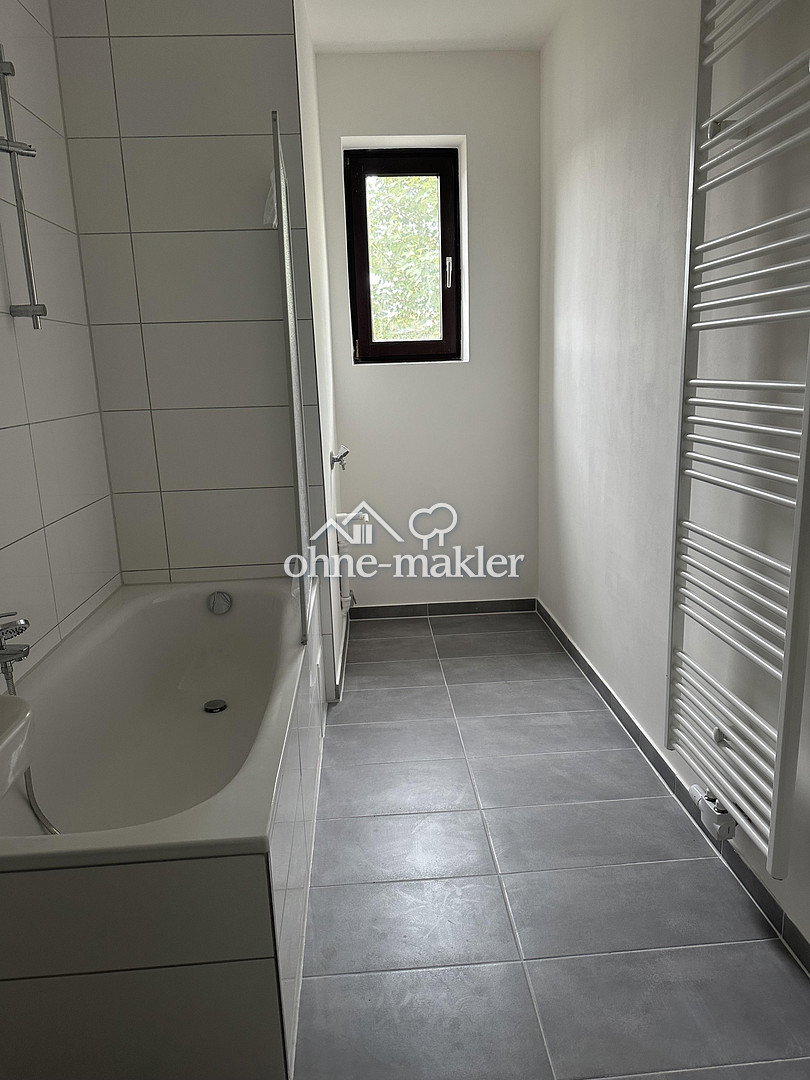 Düsseldorf-Mörsenbroich renoviert & mit Balkon, 40237 Düsseldorf (Düsseltal Flingern Nord Mörsenbroich)