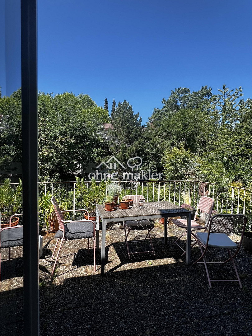 Dachterrasse & ruhige Lage in Freiburg, 79117 Freiburg im Breisgau