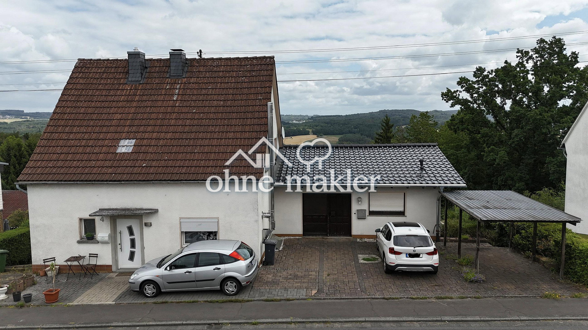 Zweifamilienhaus mit Potenzial in Müschenbach, 57629 Müschenbach