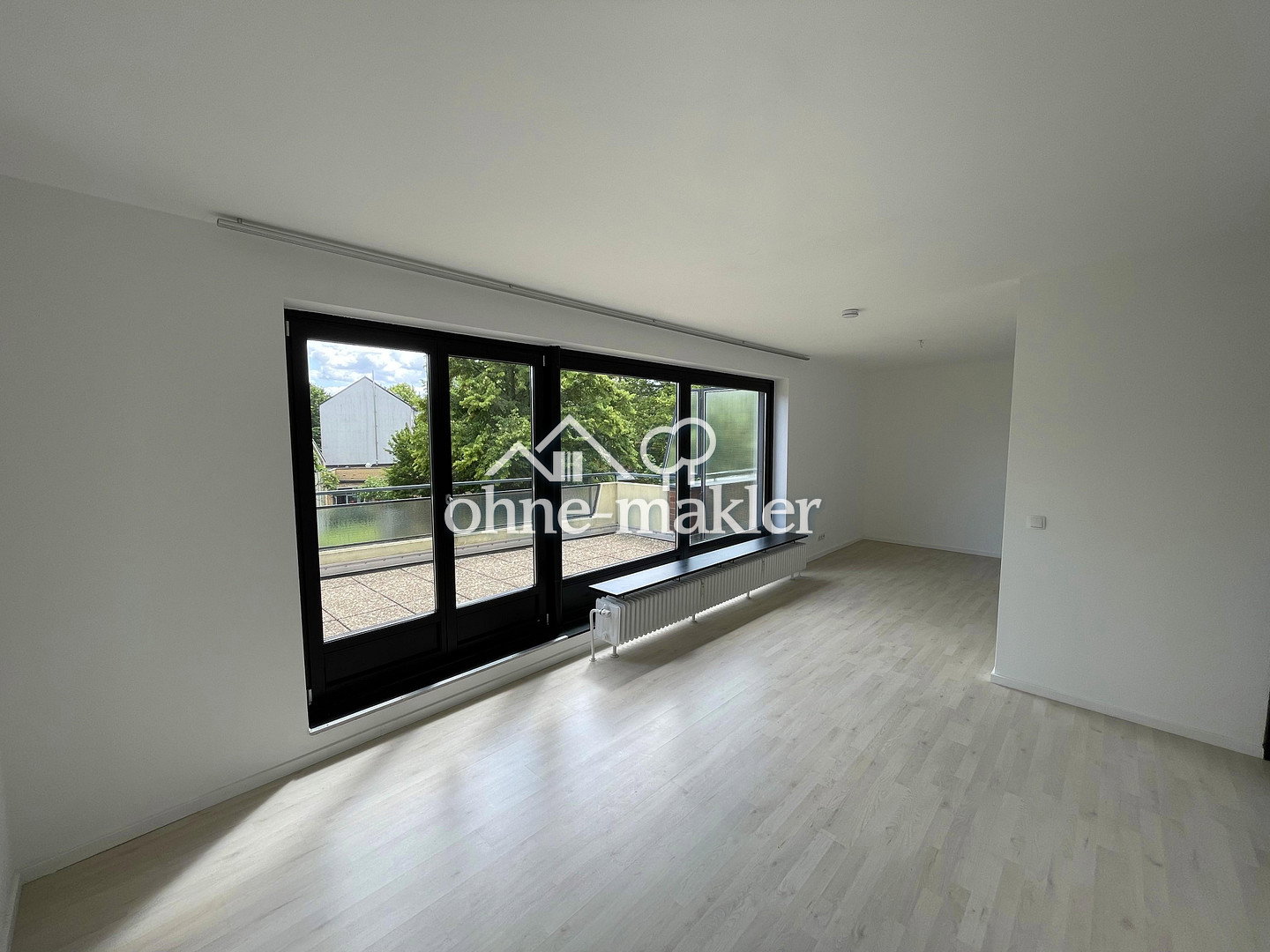 Südt Terrasse & Top Zustand in Barmbek, 22081 Hamburg (Hamburg-Nord Barmbek-Süd Uhlenhorst)