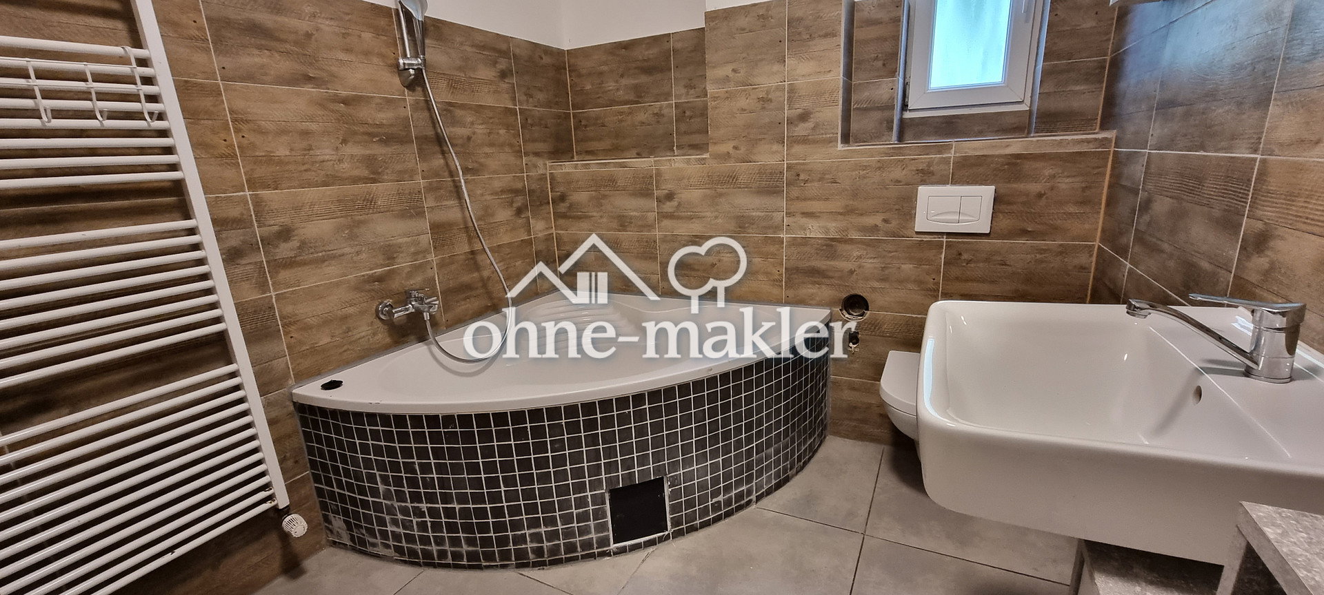 DG-Maisonette in Wuppertal – Balkon & EBK, 42115 Wuppertal (Elberfeld)