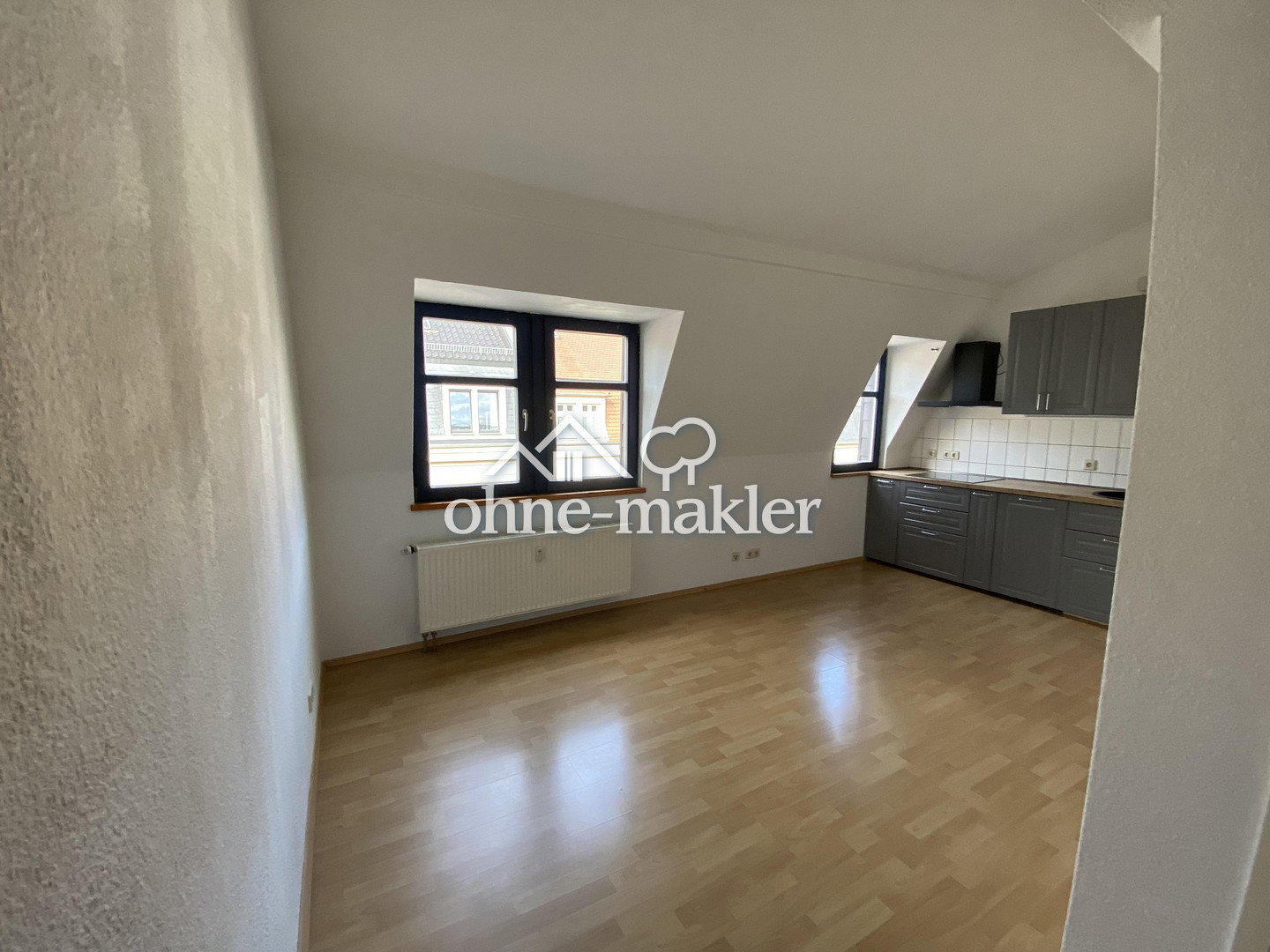 Dachgeschosswohnung in Dresden - Zentral & hell, 1099 Dresden