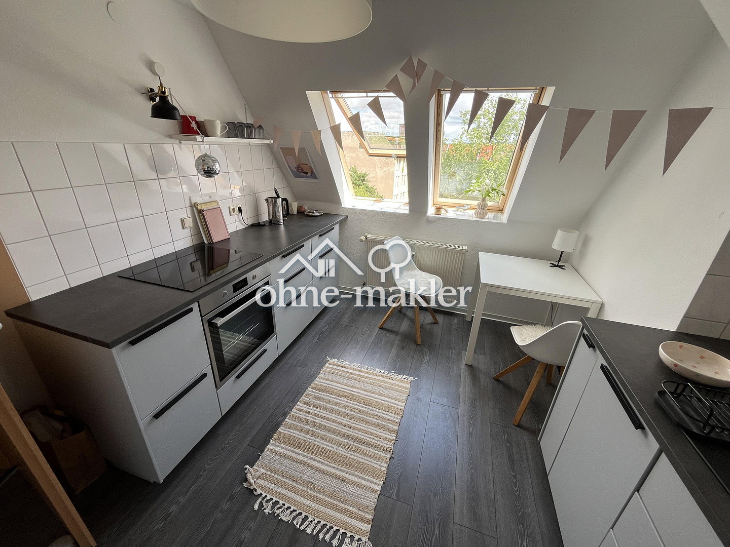 Stilvoll möbliert & zentral in Erfurt, 99085 Erfurt (Daberstedt Hohenwinden Ilversgehofen Johannesvorstadt Krämpfervorstadt)