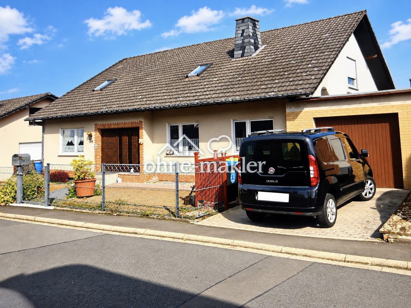 Familienparadies in Burghaun – Mehrgenerationenhaus, 36151 Burghaun