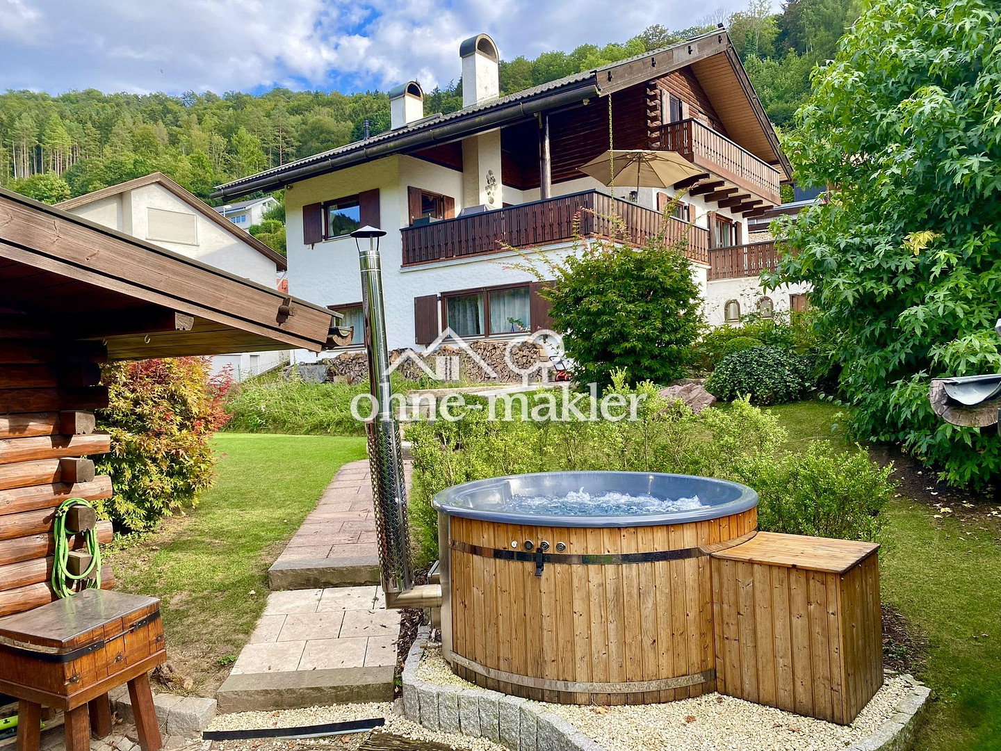 Traumhaus mit Einliegerwohnung & Ausblick, 72218 Wildberg