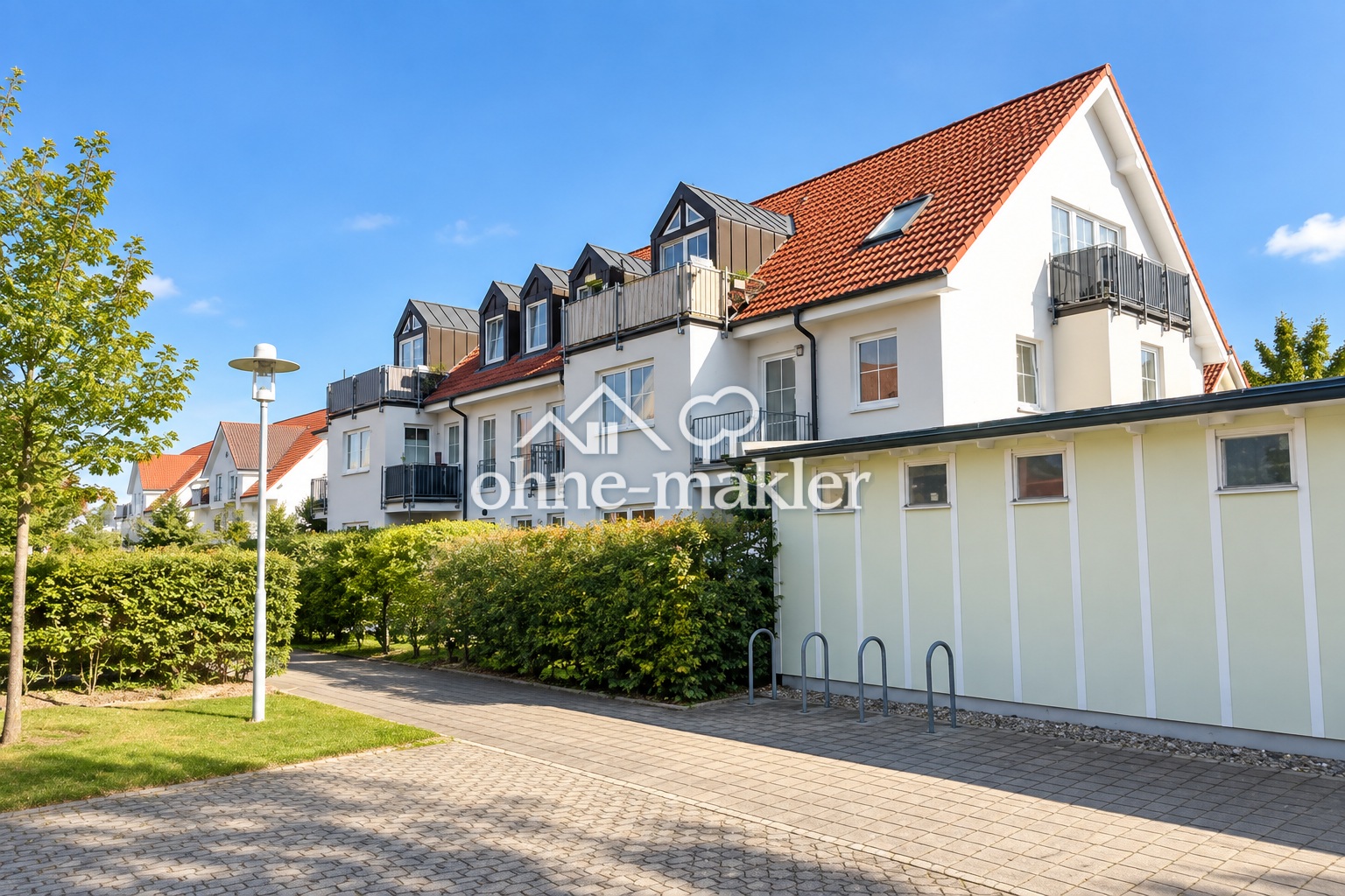 Leegebruch Sonnige Wohnung mit Balkon & Grün, 16767 Leegebruch