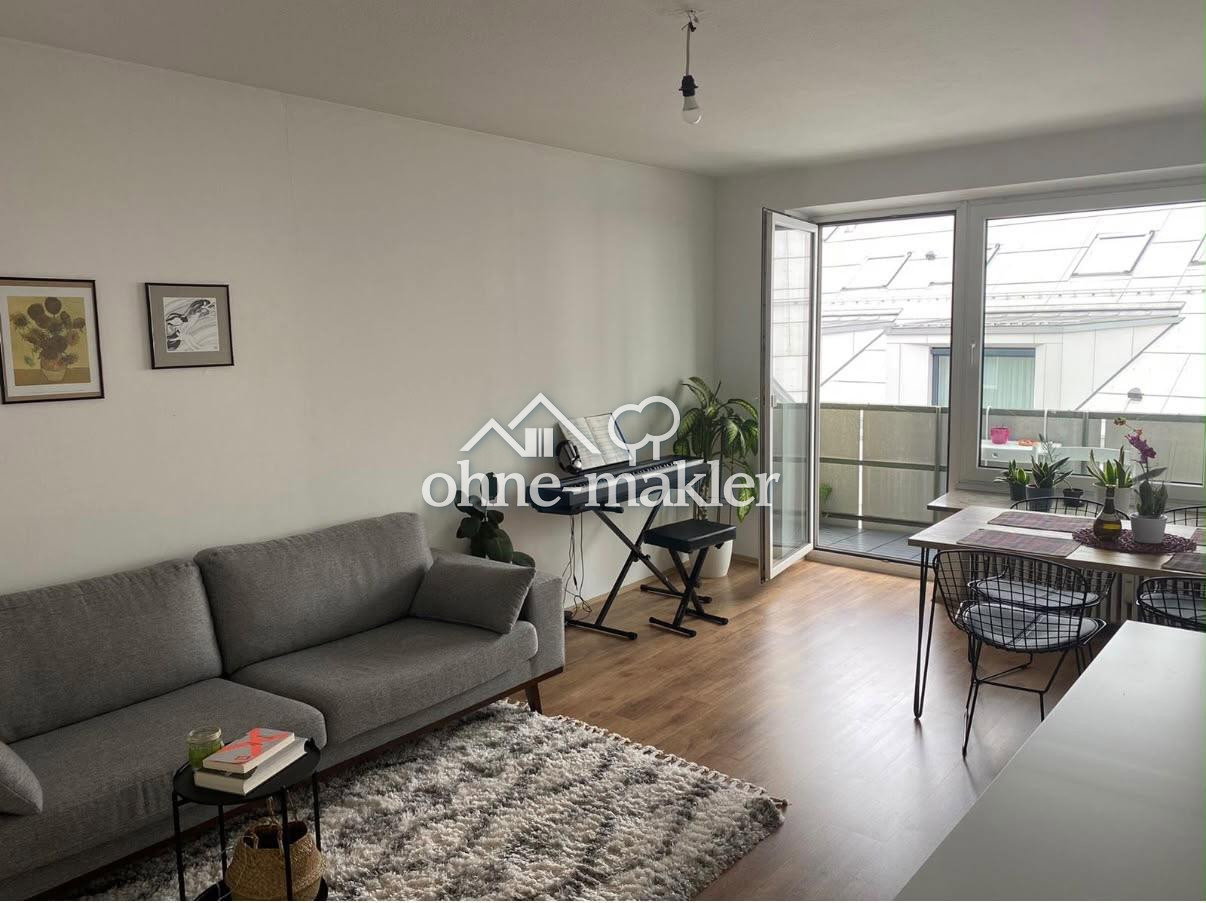Helle 3-Zimmer-Wohnung in Neuhausen mit Balkon, 80335 München (Altstadt-Lehel Ludwigsvorstadt-Isarvorstadt Maxvorstadt Neuhausen-Nymphenburg Schwanthalerhöhe)