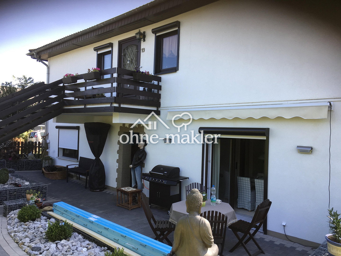 Bungalow mit 2 Wohnungen & Pool in Selters, 56242 Selters (Westerwald)